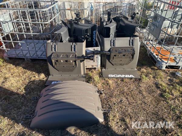 Skärmsats till Scania tridembil