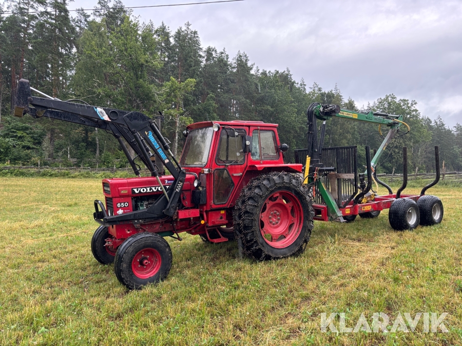 Skogsekipage Volvo BM 650 med skogsvagn Möre SF9