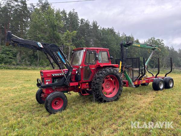 Skogsekipage Volvo BM 650 med skogsvagn Möre SF9