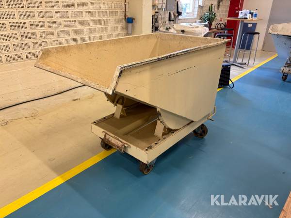 Spåncontainer 0,6 m3