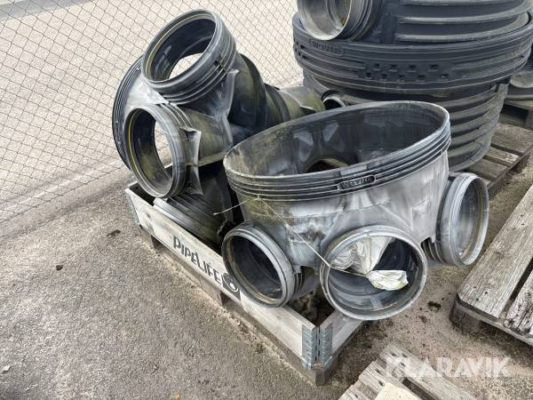 Tillsynsbrunn Wavin Basic 600 DN250x45° TP 2  1st DN 315x45° TP2 1st