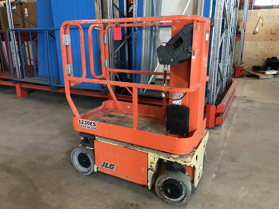 Pelarlift JLG 1230 ES