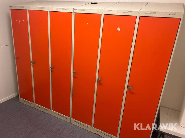 Omklädningsskåp Sonesson 2 st med 3 i varje med ventilation