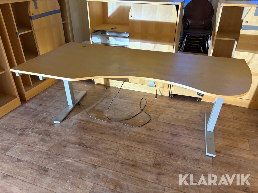 Kontorspaket Skrivbord, bokhylla och hurts