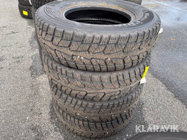 Vinterdäck Hankook 225/75-16C dubb 4st