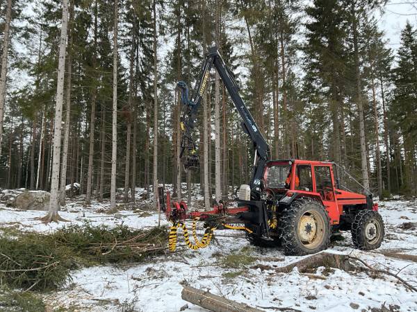 Gallringsprocessor Patruuna 875 traktorprocessor