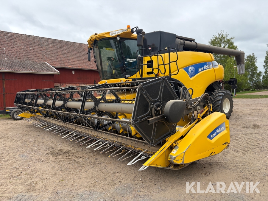 Skördetröska New Holland CR9080 Elevation 30 Fot