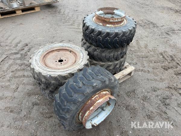 Lantbruksdäck / Dubbelmontage Titan / BKT 27x8.50-15NHS