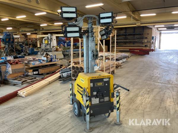 Lysmast Atlas Copco QLB 02 4x150W