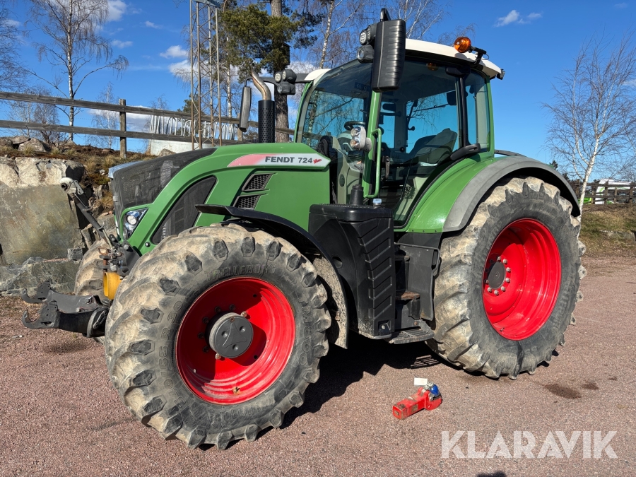 Traktor Fendt 724 Vario
