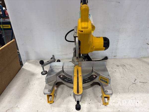 Kap & geringsåg Dewalt DW 777-QS