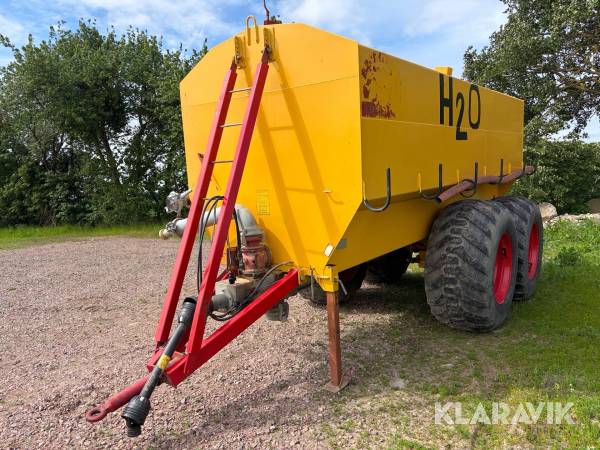 Pumptankvagn med skruvpump Olby-maskiner 15B3