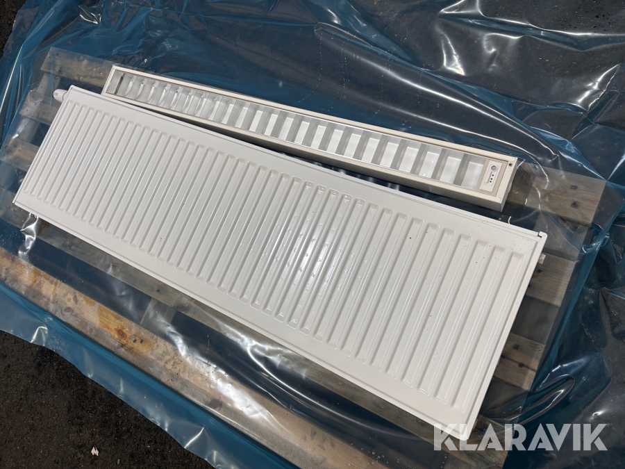 Radiator och lamparmatur