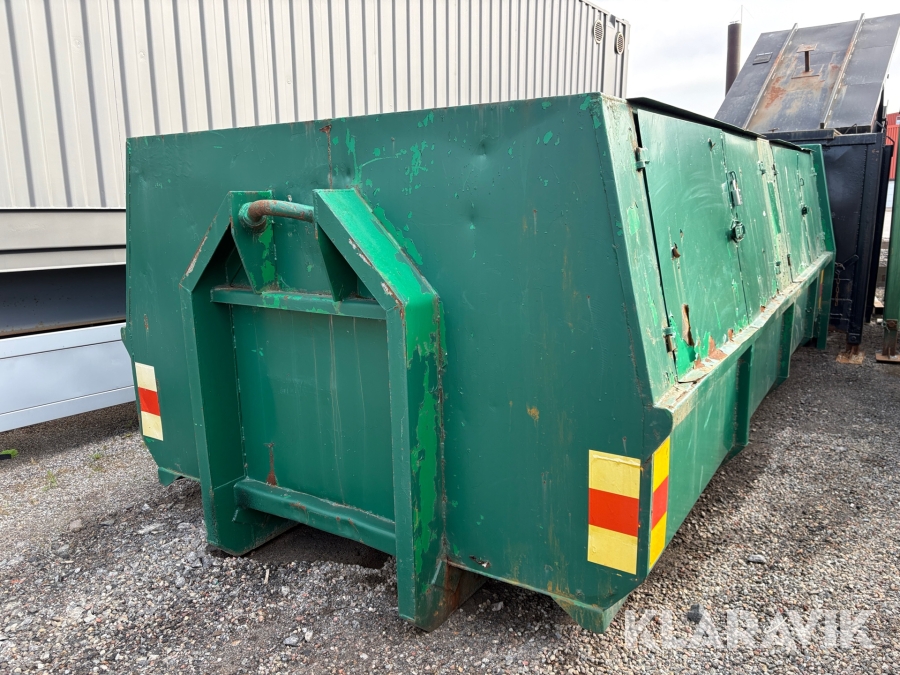 Sopcontainer på lastväxlarram