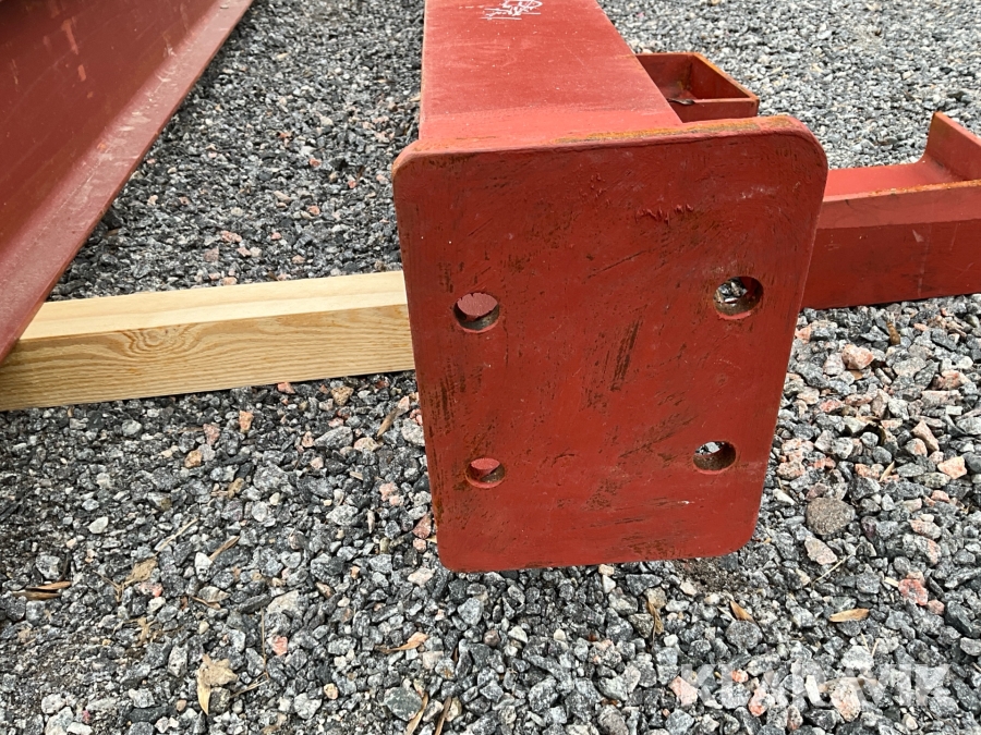 Stålbalk i-balk 2st
