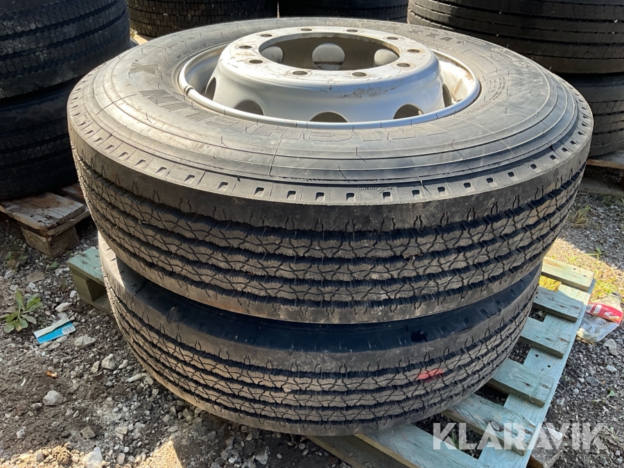 Lastbilsdäck Michelin 275/80R22,5 2st