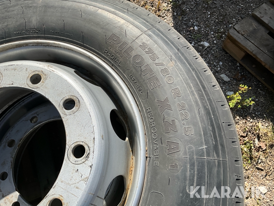 Lastbilsdäck Michelin 275/80R22,5 2st