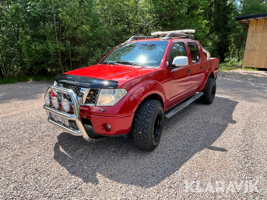A-Traktor Nissan Navara