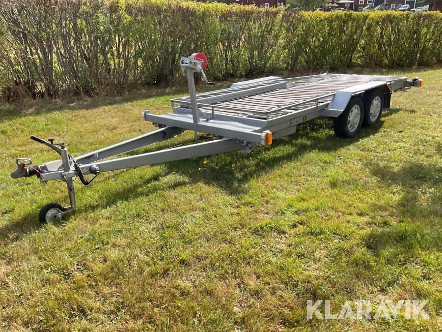 Personbilssläp Solifer Artic 55TT med ramper 