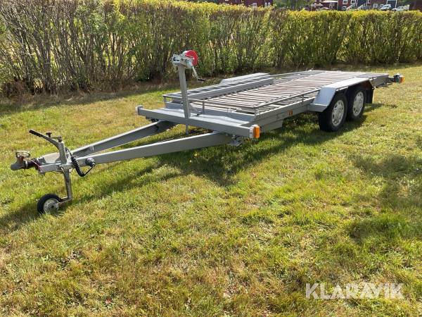 Personbilssläp Solifer Artic 55TT med ramper 