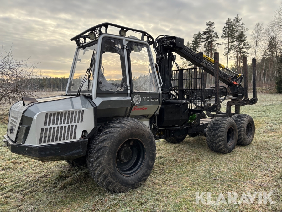 Skotare Malwa 560F med redskap och transportkärra