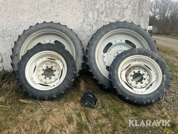 Radodlingshjul BKT/ Kleber 270/95 R48, 270/95 R32 4 st