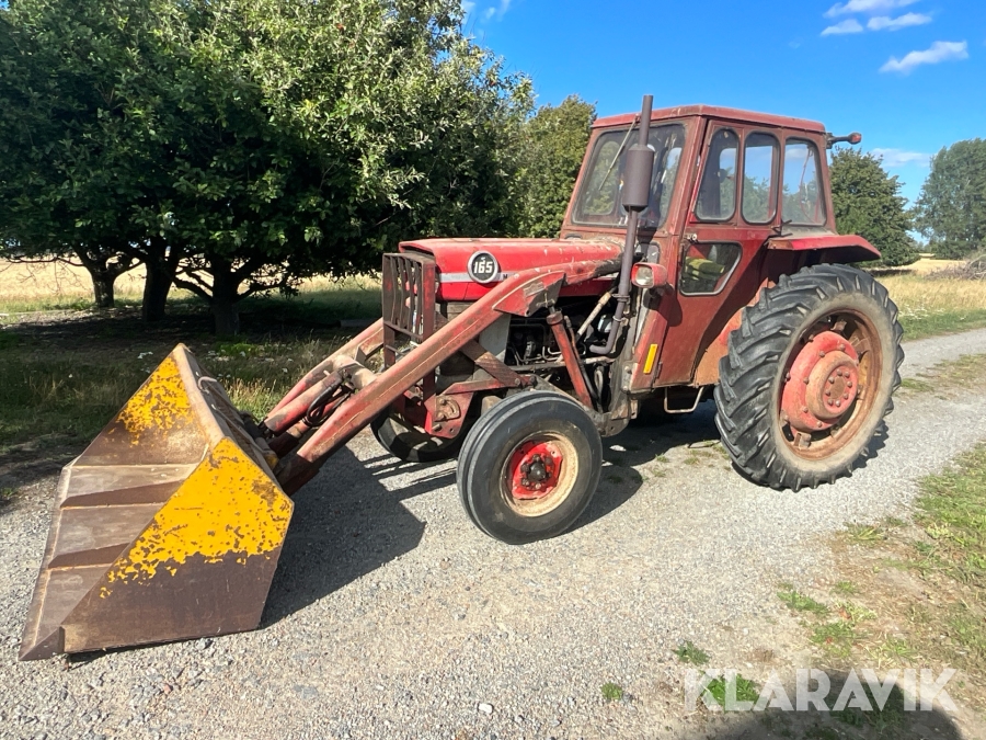 Traktor med lastare Massey Ferguson 165