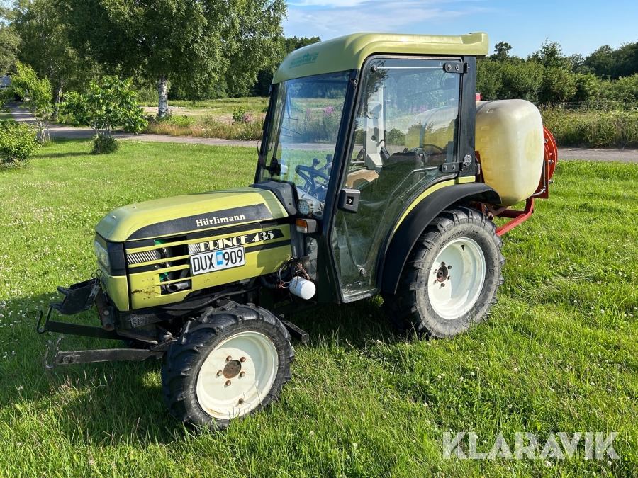 Traktor Hürlimann Prince 435 med växtskyddspruta