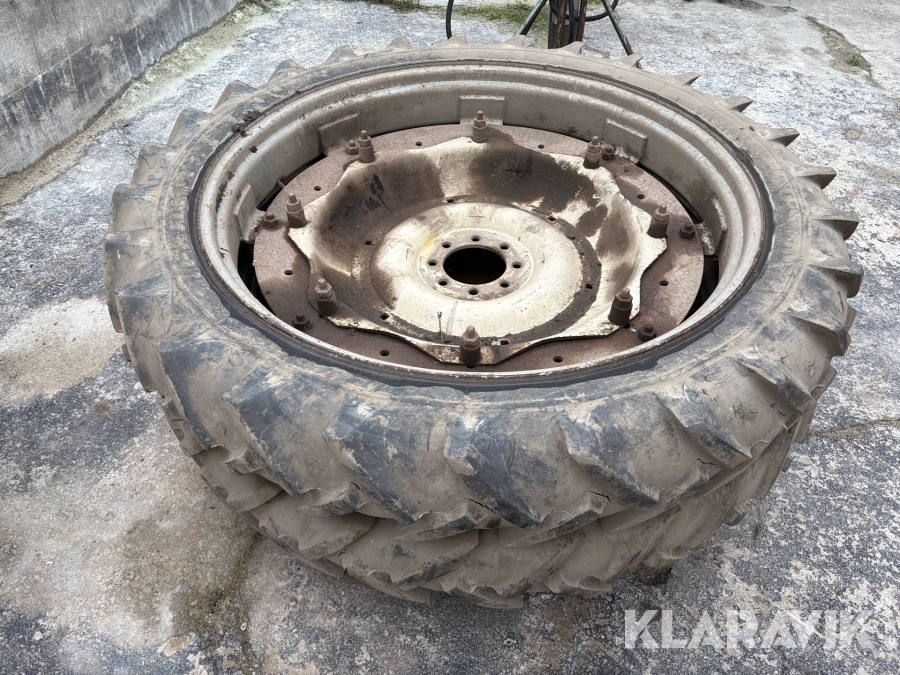Radodlingshjul Michelin Bibagrip 3 9.5R44 8bult