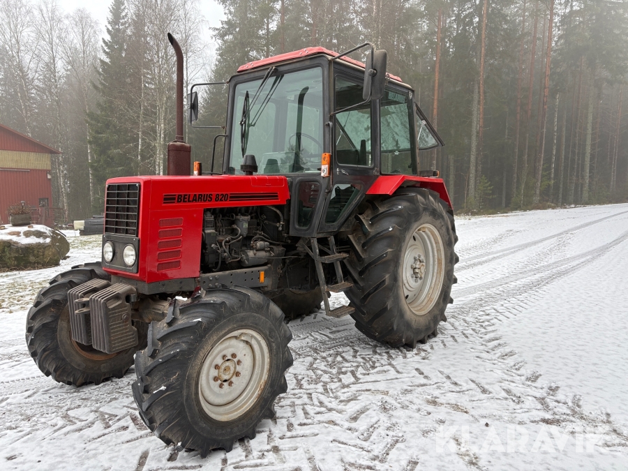 Traktor Belarus 820