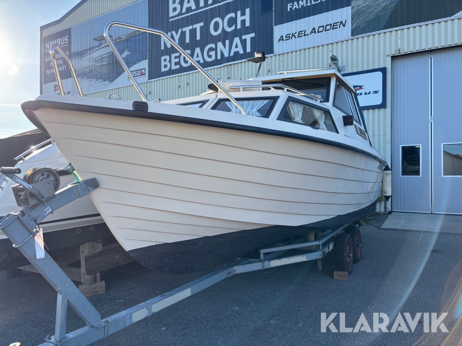 Motorbåt Uttern 6300