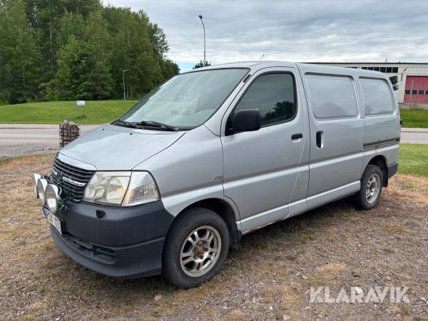 Skåpbil Toyota HiAce D-4D