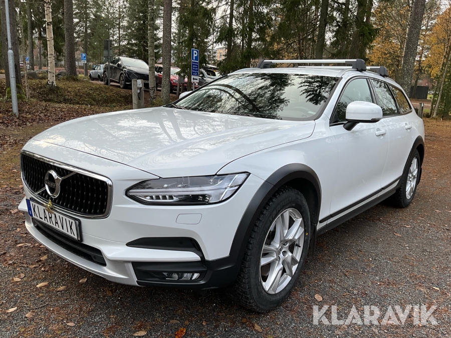 Volvo V90 Cross Country