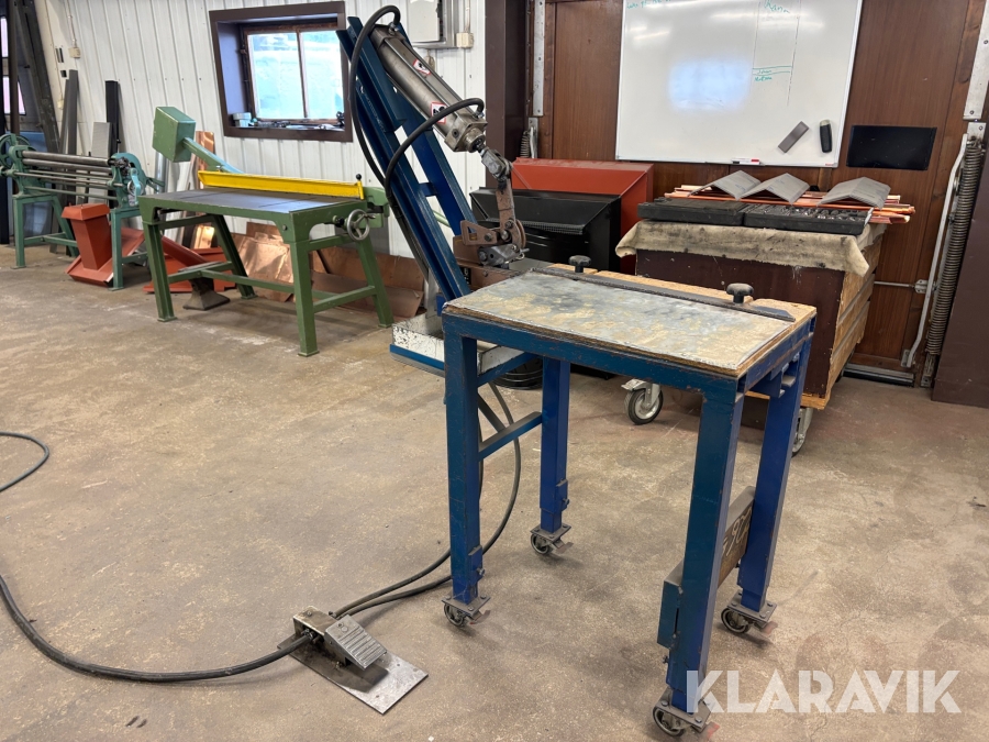 Plåtsax / Urklippsmaskin Peddinghaus 1 BR för slussvals