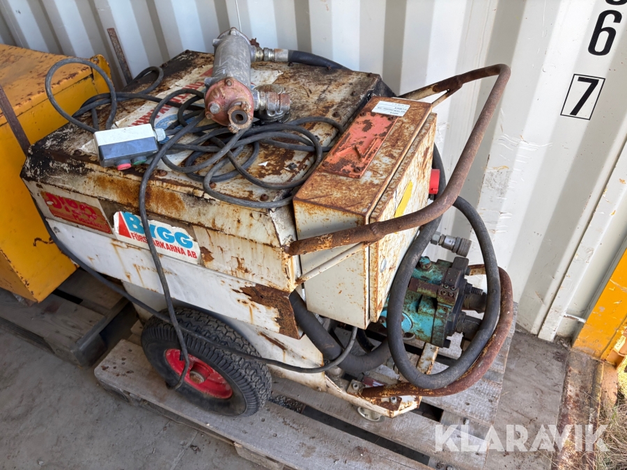 Diverse hydraulaggregat och maskiner