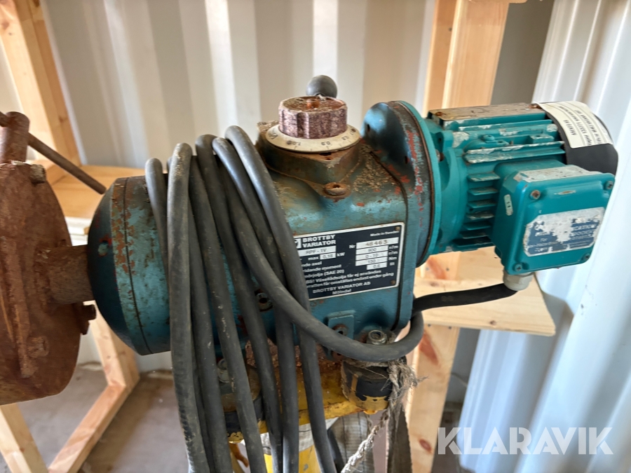 Diverse hydraulaggregat och maskiner