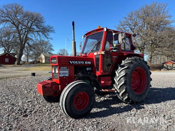Veterantraktor Volvo BM 2250 Originallack