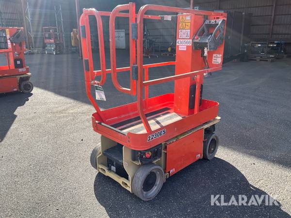 Pelarlift JLG 1230ES