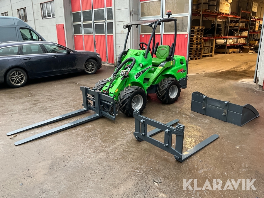 Hjullastare Avant 528 Optidrive, inklusive redskap
