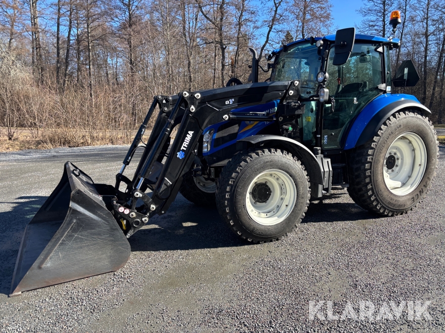 Traktor New Holland T5.115 med lastare