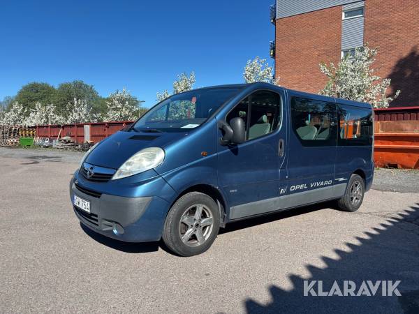 Minibuss Opel Vivaro 9-sits