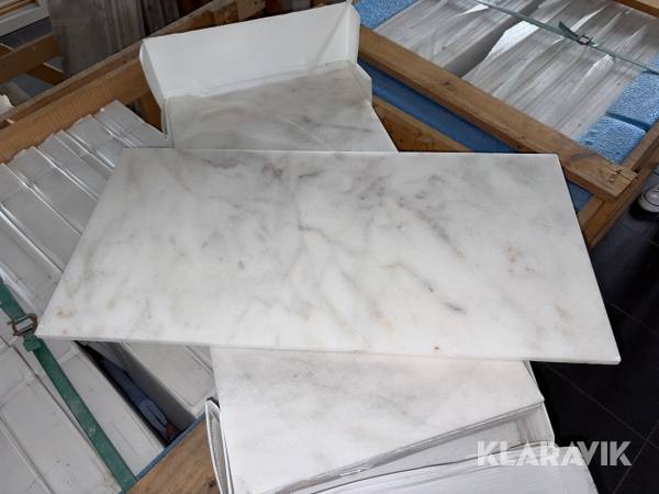 Plattor i marmor Carrara 61x31 cm ca 33 kvm
