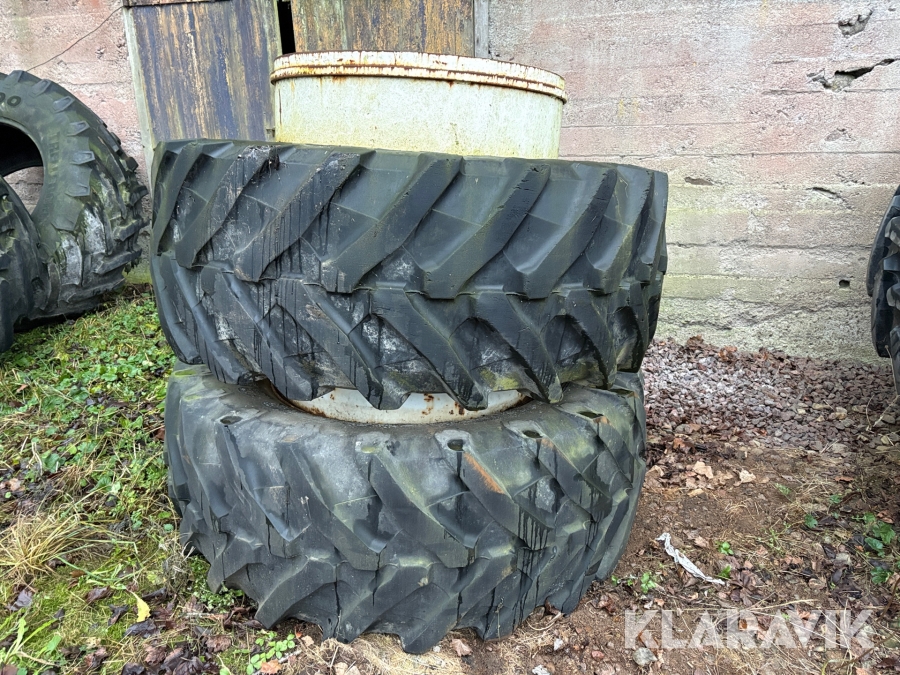 Dubbelmontage Pirelli 650/65R38