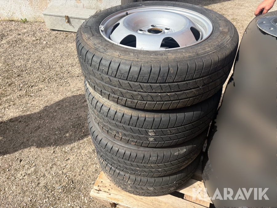 Sommarhjul Bridgestone 215/60R17 4 st