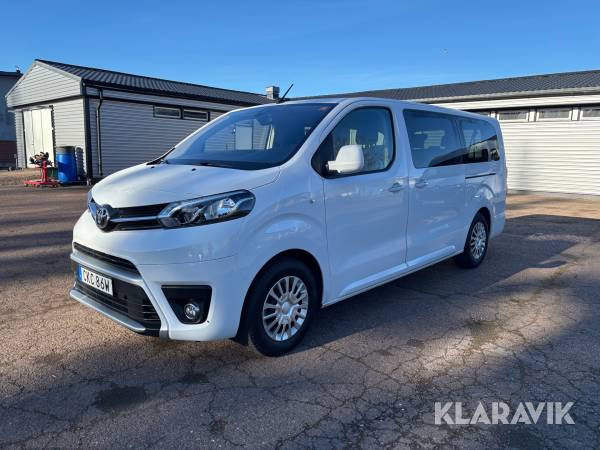 Minibuss Toyota Proace Verso