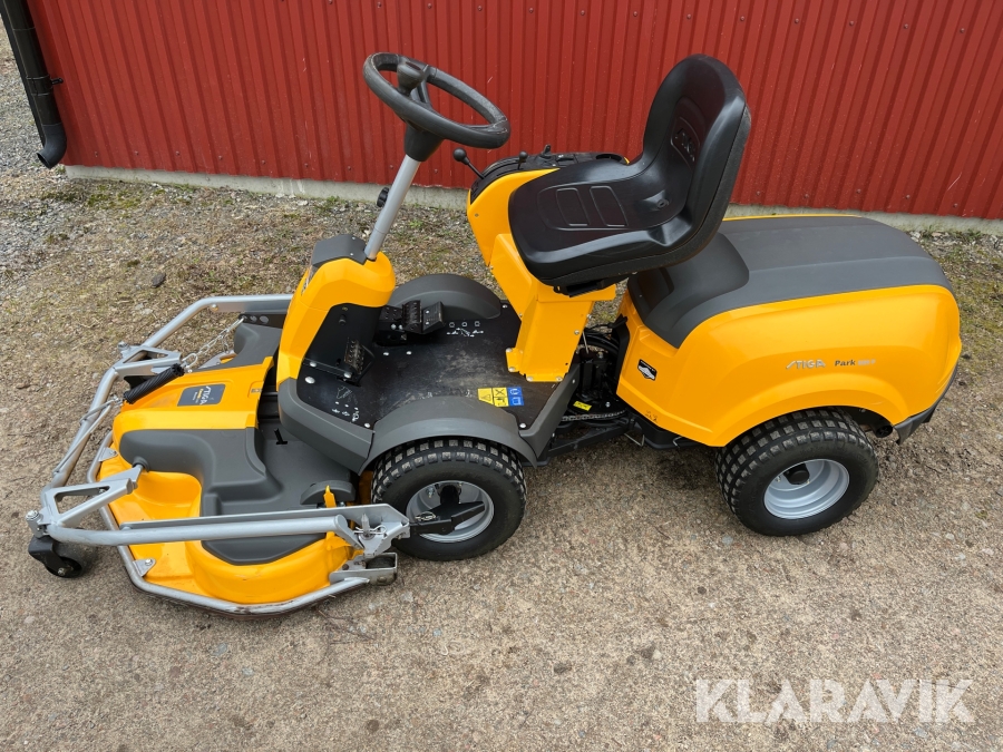 Åkgräsklippare Stiga Park 520 P