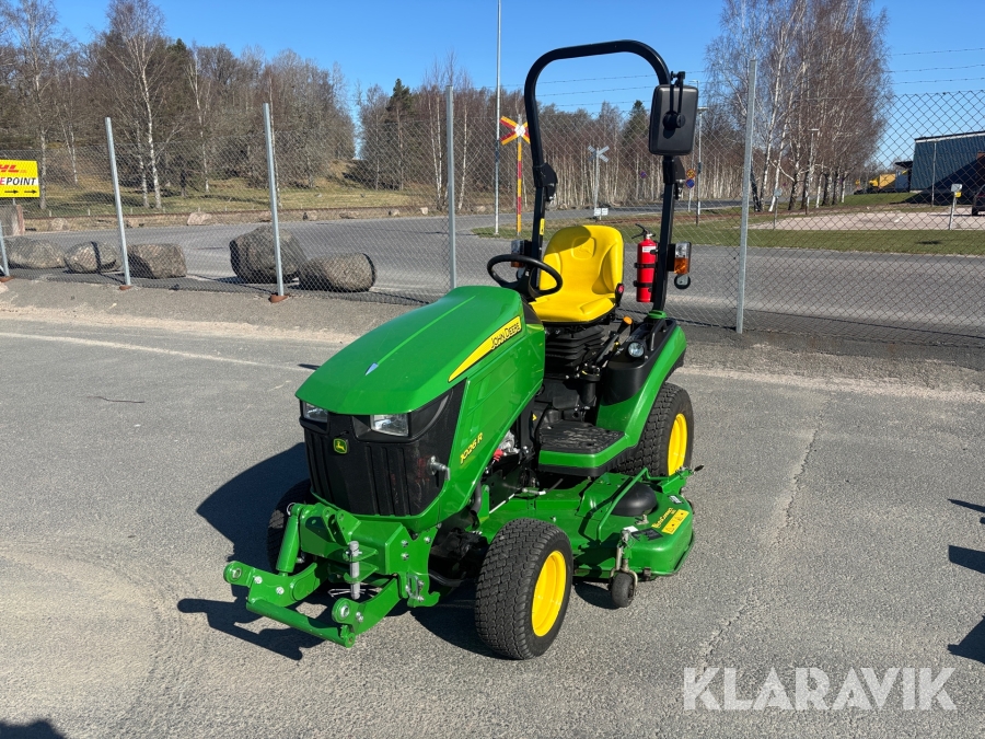 Kompakttraktor John Deere 1026R