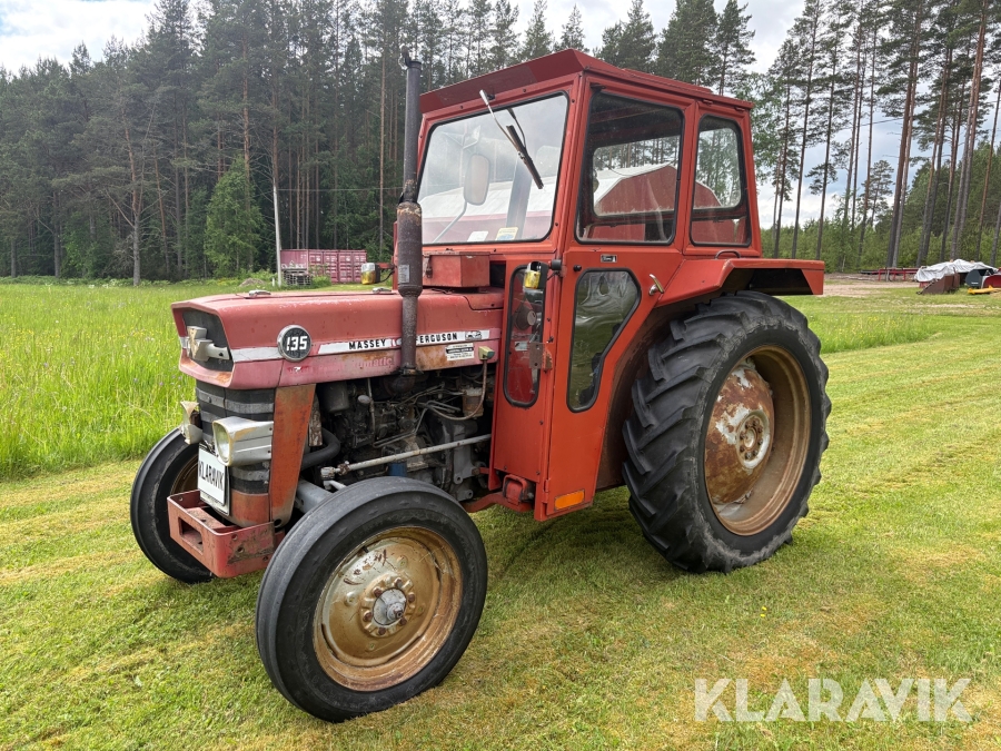 Veterantraktor Massey Ferguson 135
