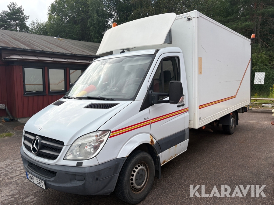 Skåpbil med bakgavellyft Mercedes-Benz Sprinter