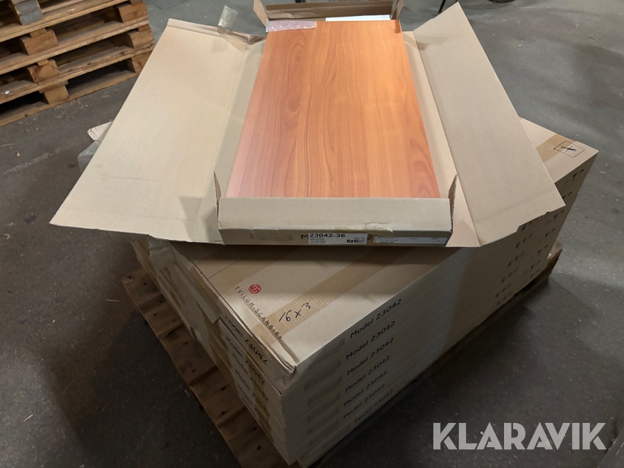 Hyllplan Tvilum-scanbirk